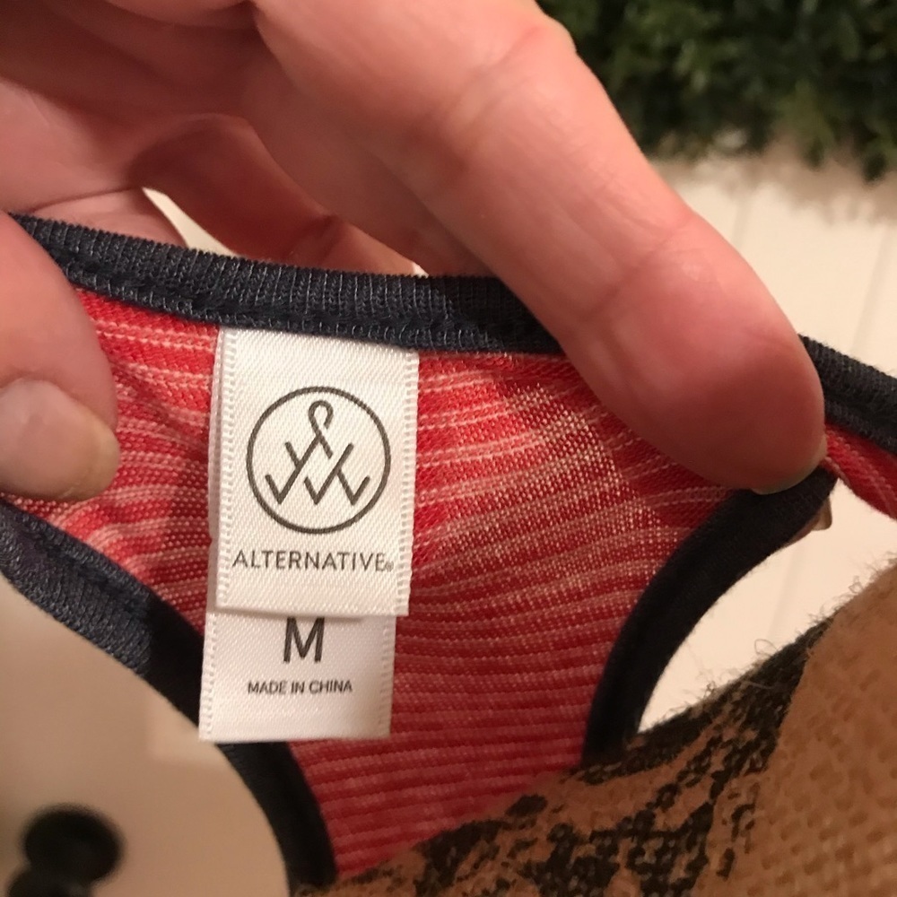 🏃‍♀️ Alternative Striped Tank - Picture 5 of 5